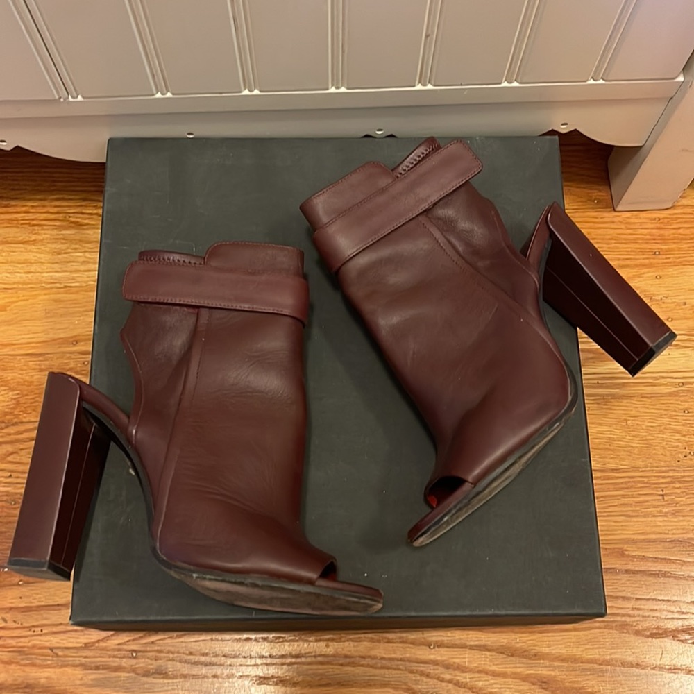 Vince. Brigham oxblood open toe booties